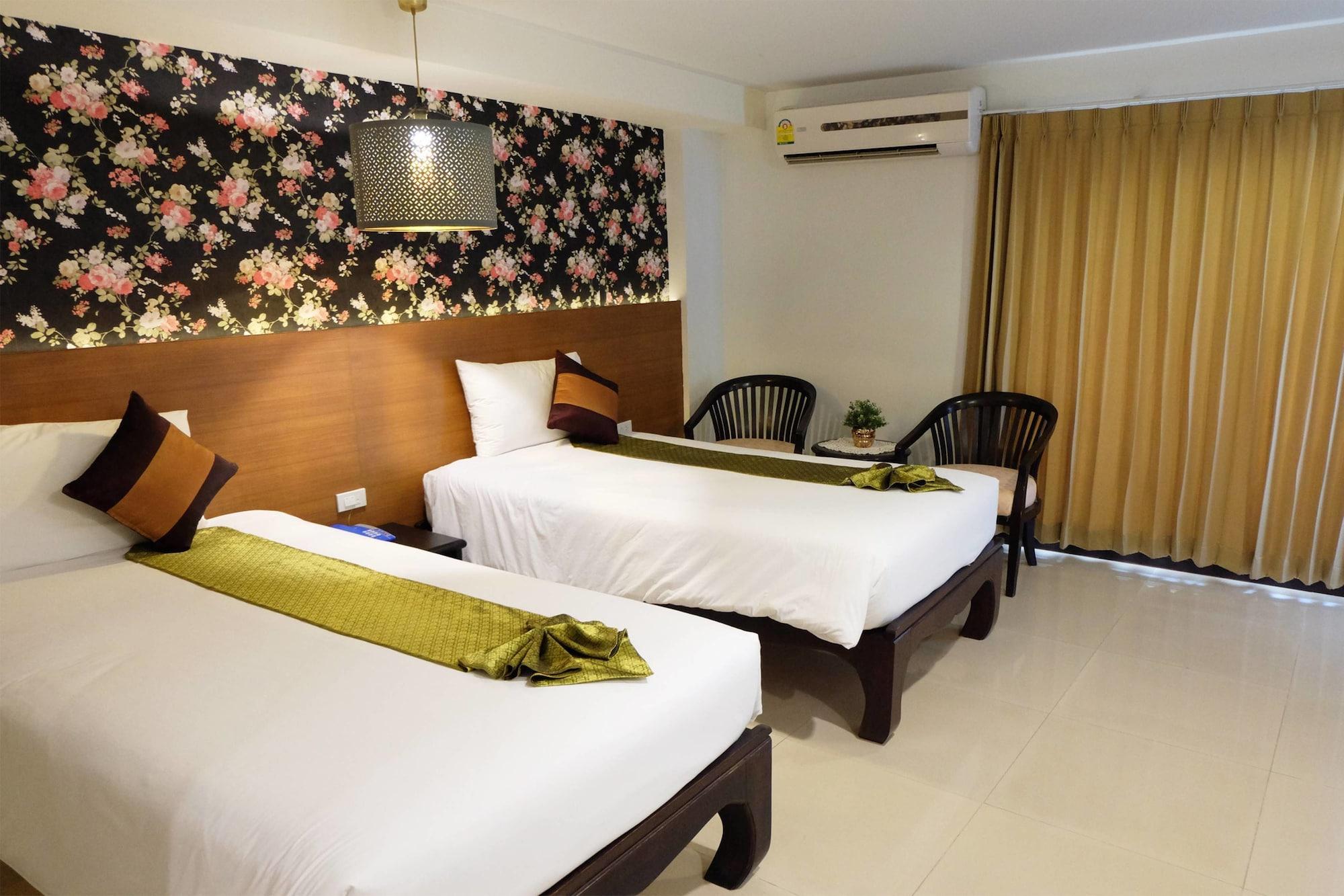 Grand Hill Resort And Spa Nakhon Sawan Exterior foto