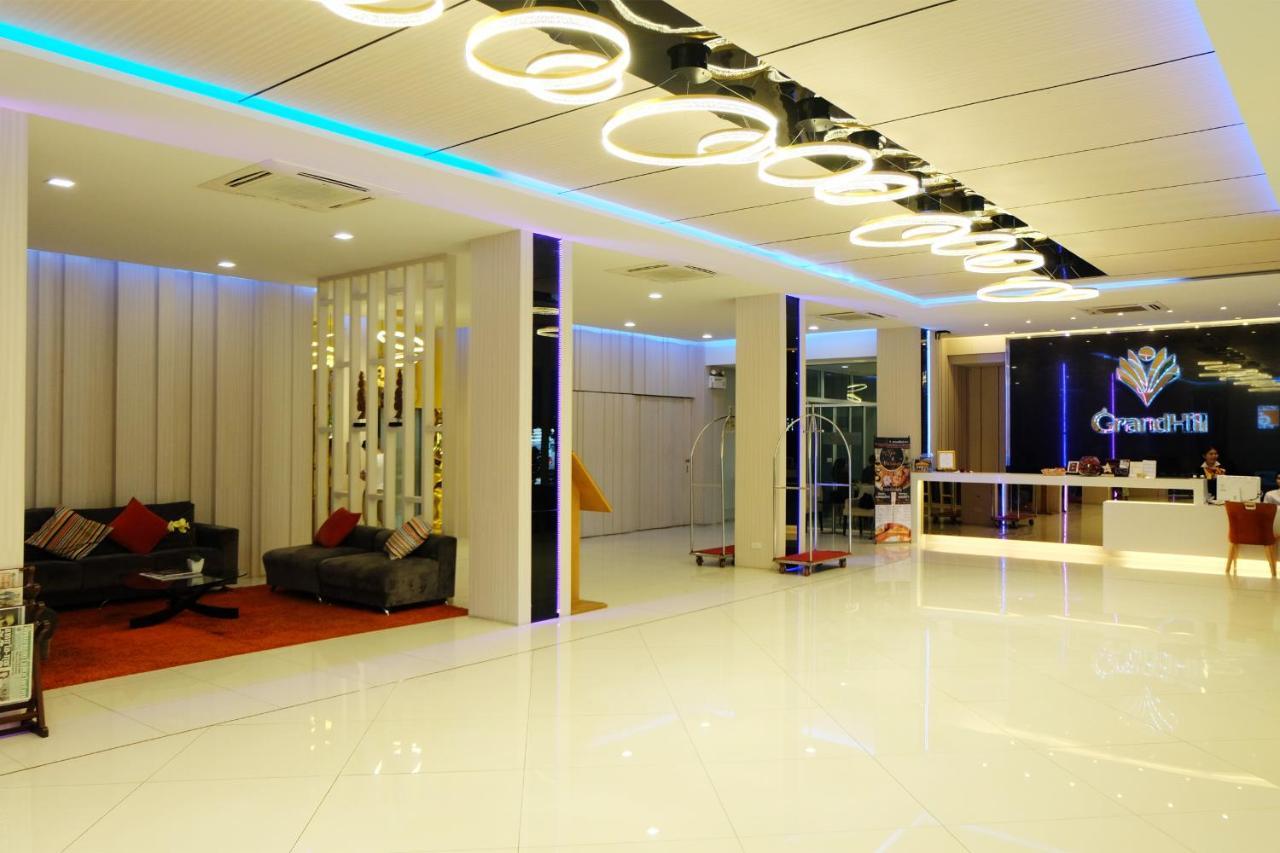 Grand Hill Resort And Spa Nakhon Sawan Exterior foto